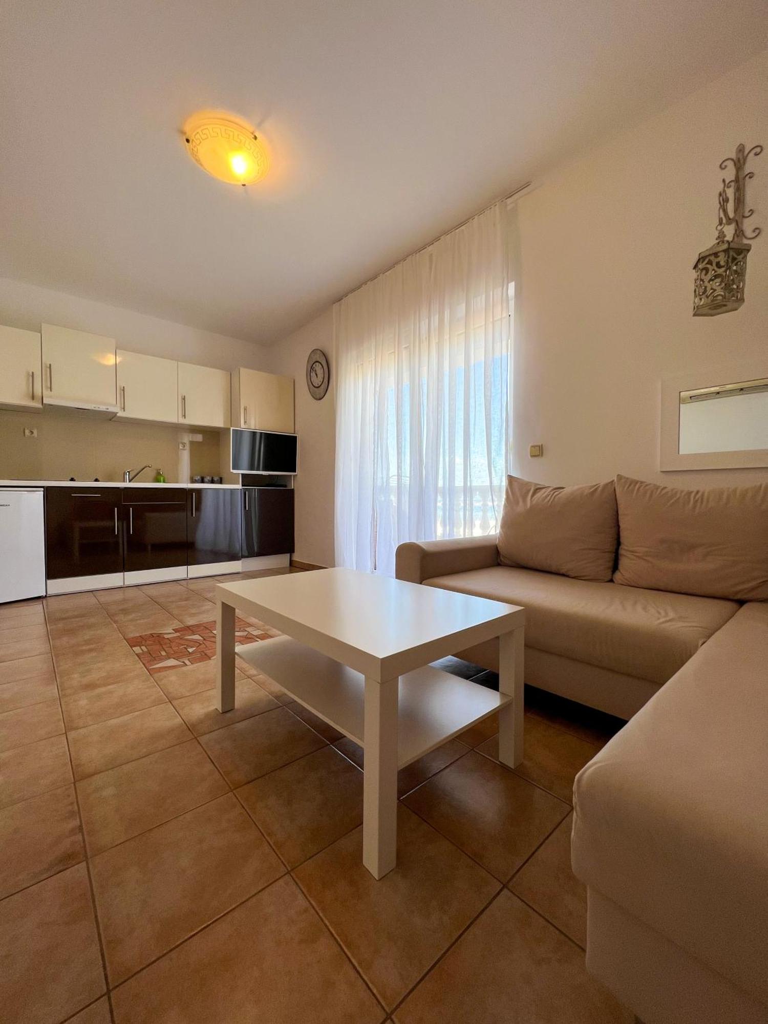 Apartments Villa Klaudia - Adults Only Crikvenica Exteriör bild